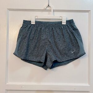 Women’s Nike 5K Dri-Fit Running Shorts size Large
